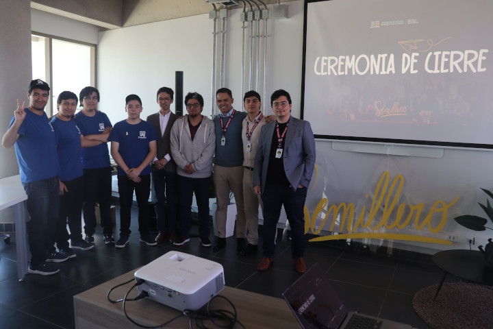 Estudiantes triunfan en programa de Semillero USM